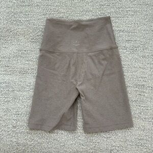 Beyond Yoga• Spacedye High Waisted 7" Biker Short